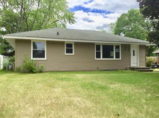 8549 Greenway Ave S, Cottage Grove, MN 55016