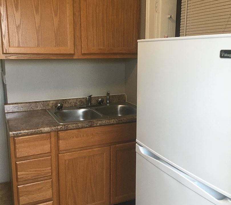 2nd image of 4025 Meramec St APT 5