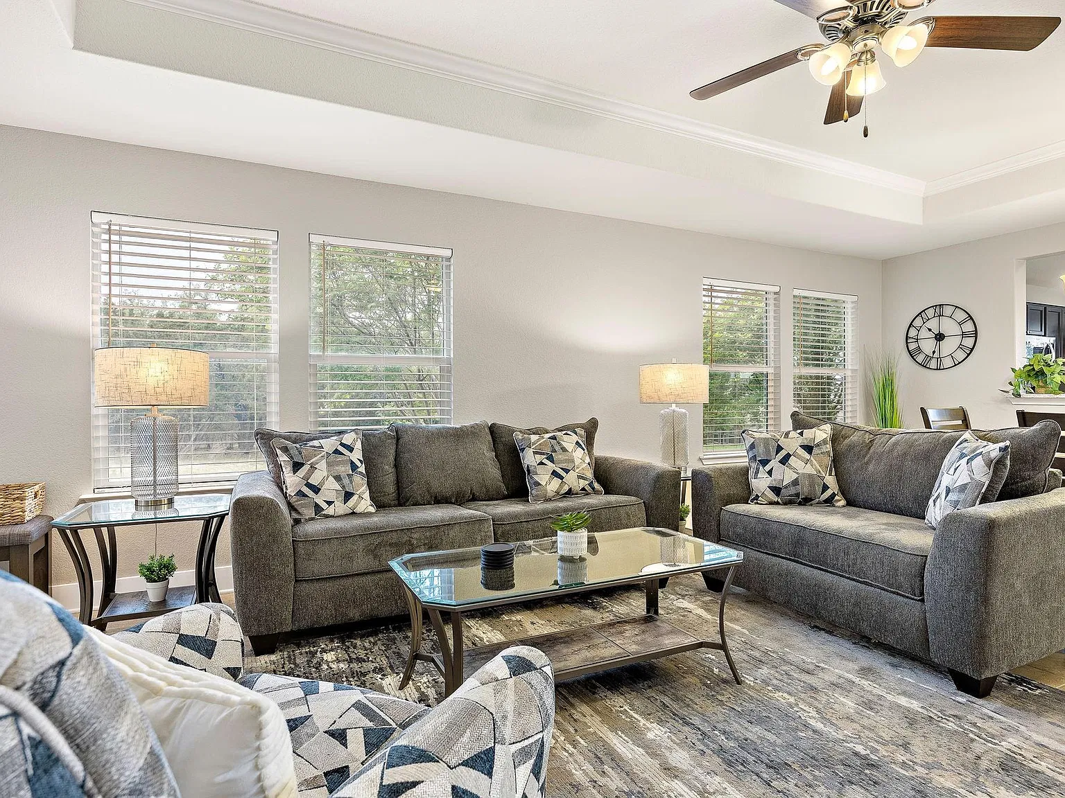 2 bed, 2.0 bath, 1467 sqft, $2,650 — Photo 3