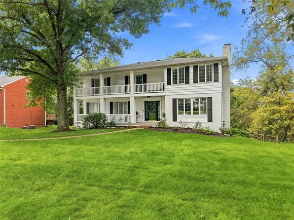 105 Bentley Dr, Pittsburgh, PA 15238