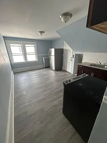 271 Seymour Ave Photo 1