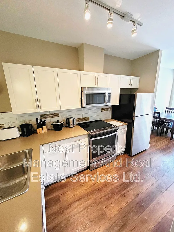 2 bed, 2.0 bath, $2,450 — Photo 3