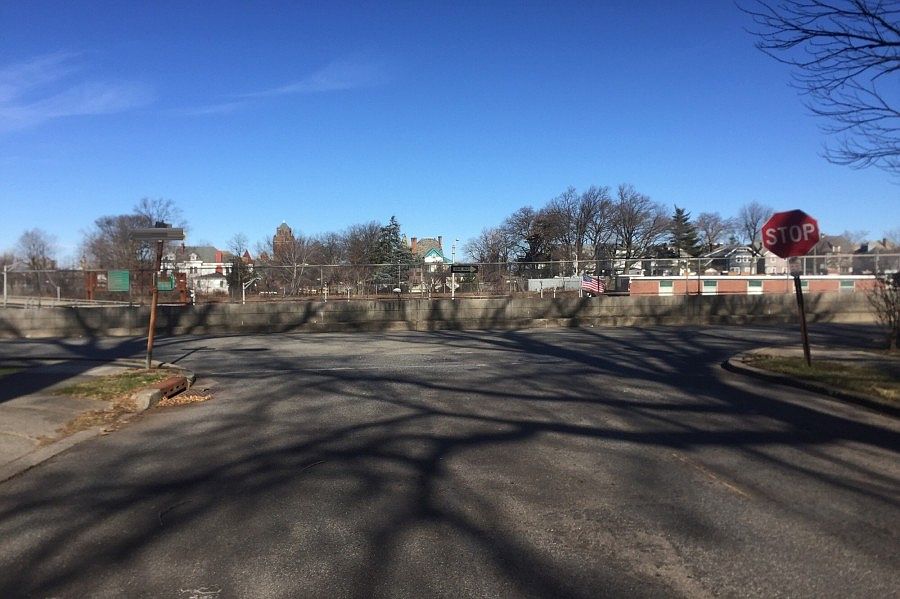 2nd image of 48 Hawthorne Ave