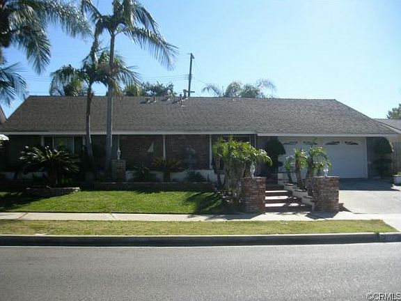 3rd image of 3934 E Greenwood Ave
