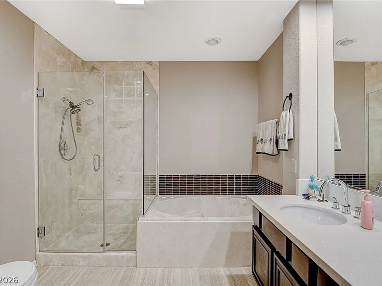 8805 Litchfield Ave — Photo 35