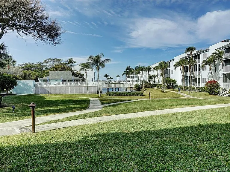 1550 NE Ocean Blvd #C102 — Photo 4