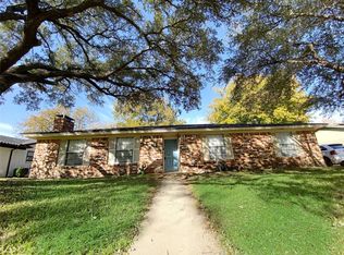 328 SW Harris St, Burleson, TX 76028