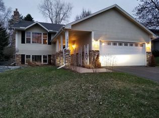 10470 Sherman Dr, Eden Prairie, MN 55347