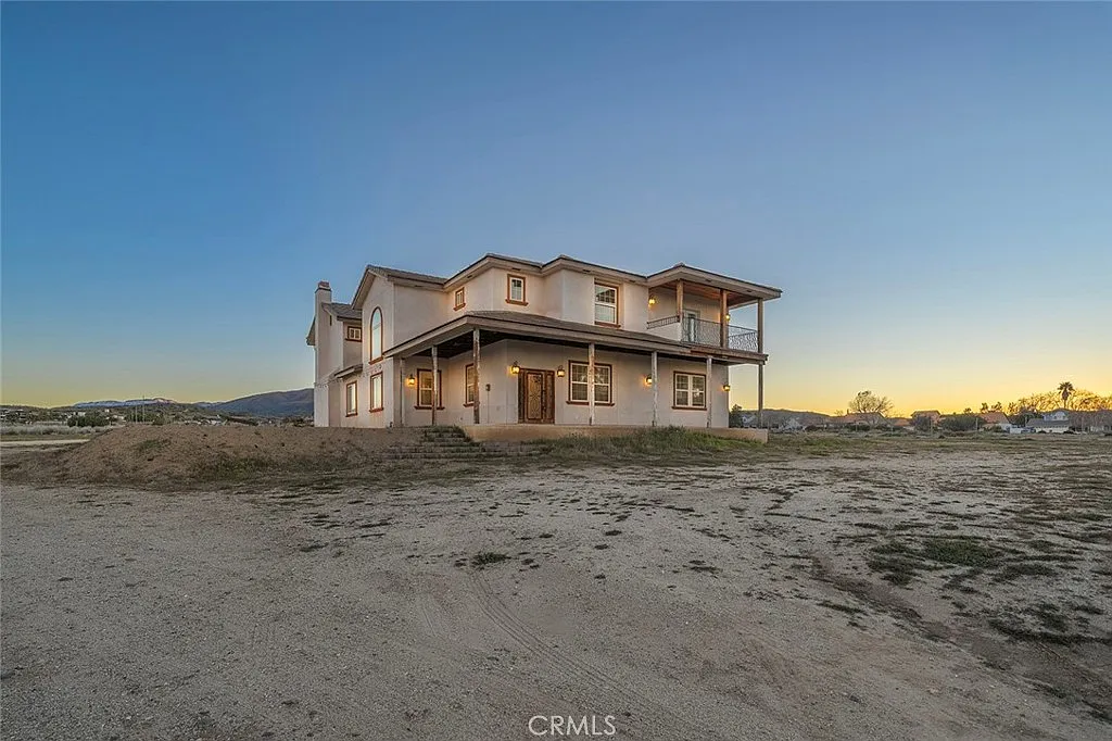 5040 E Avenue T8 photo 1