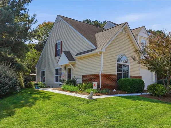 6401 Bellcross Trl, Whitsett, NC 27377