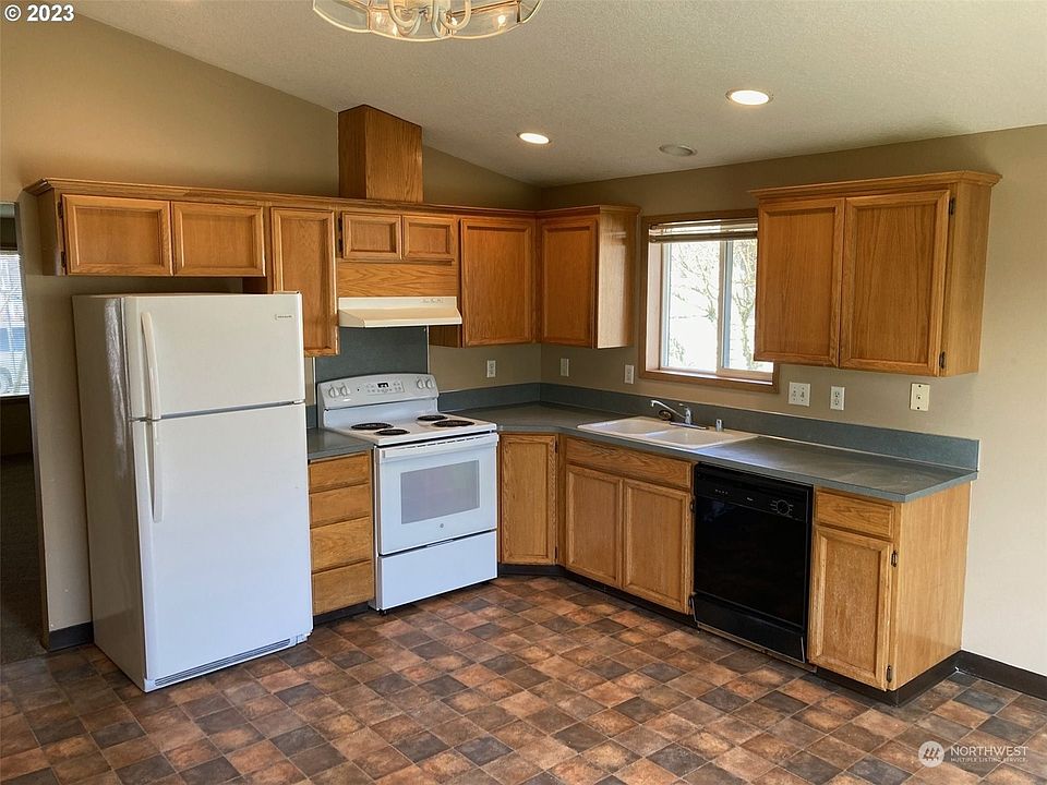 120 OXFORD Road, Longview, WA 98632 Zillow