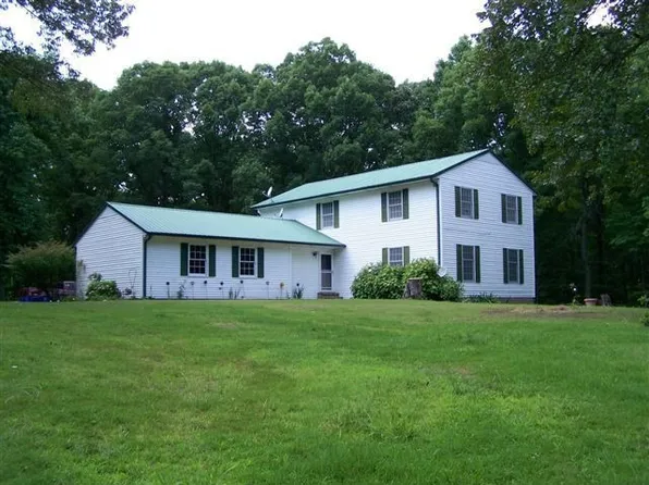4090 Old Natchez Trc Trl, Camden, TN 38320
