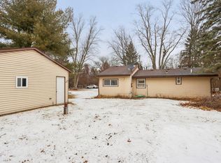 W5211 Tippecanoe Trl, Elkhorn, WI 53121