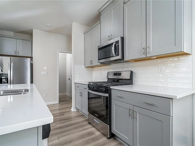 1472 Villageside Ct — Photo 10