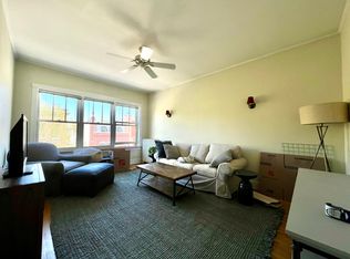 2611 N Dayton St APT 3, Chicago, IL 60614