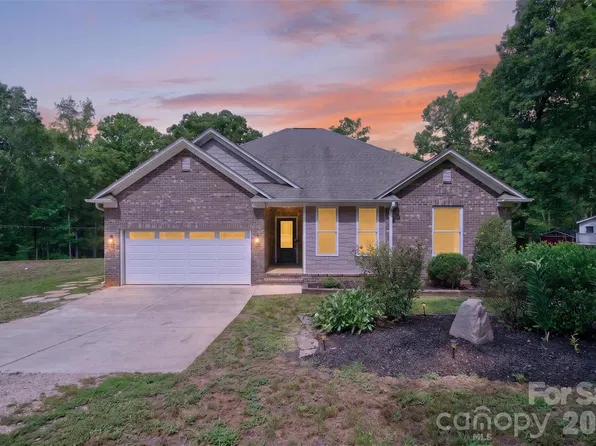 4545 Old Church Rd, Lancaster, SC 29720