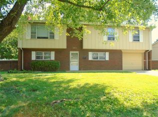 708 N Smiley St, O'Fallon, IL 62269