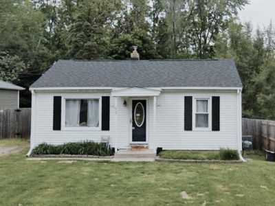 805 Drury Ln, Portage, MI, 49002