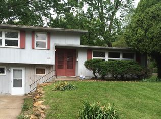 3339 SW Oakley Ave, Topeka, KS 66614