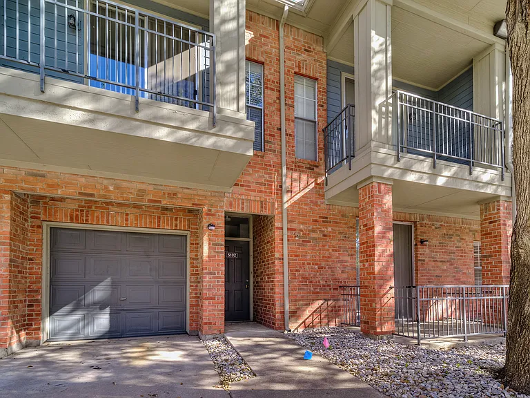 Park with peace of mind in a secure apartment garage