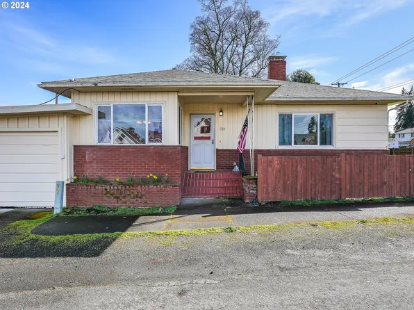 105 Fenton Ave, Molalla, OR 97038