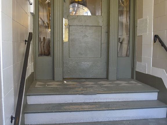 4th image of 145 Kensington Ave APT B4