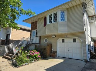 263 Village Ave, Lynbrook, NY 11563