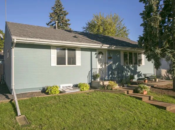 1254 Woodbridge St, Saint Paul, MN 55117
