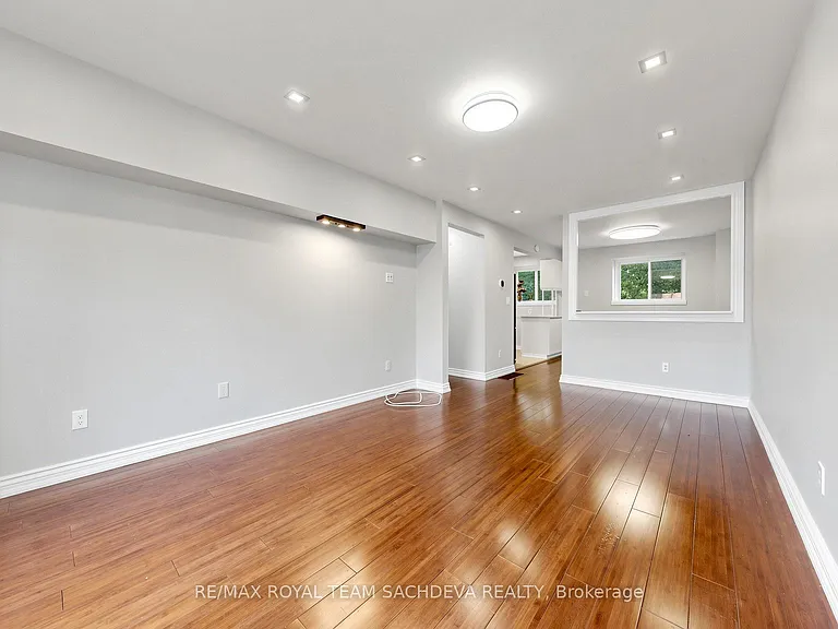 55 Collinsgrove Rd #255 — Photo 6