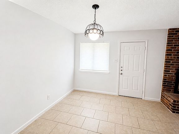 5th image of 2211 Wheeler Ave