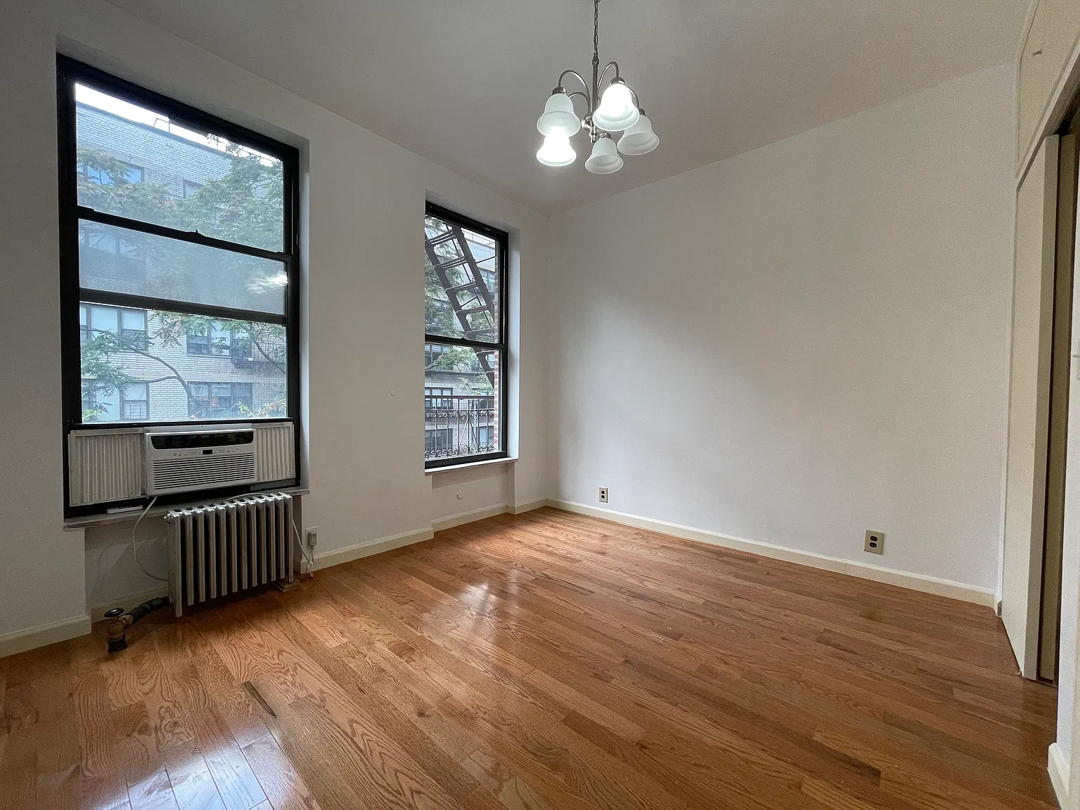 511 East 81st Street — Photo 1