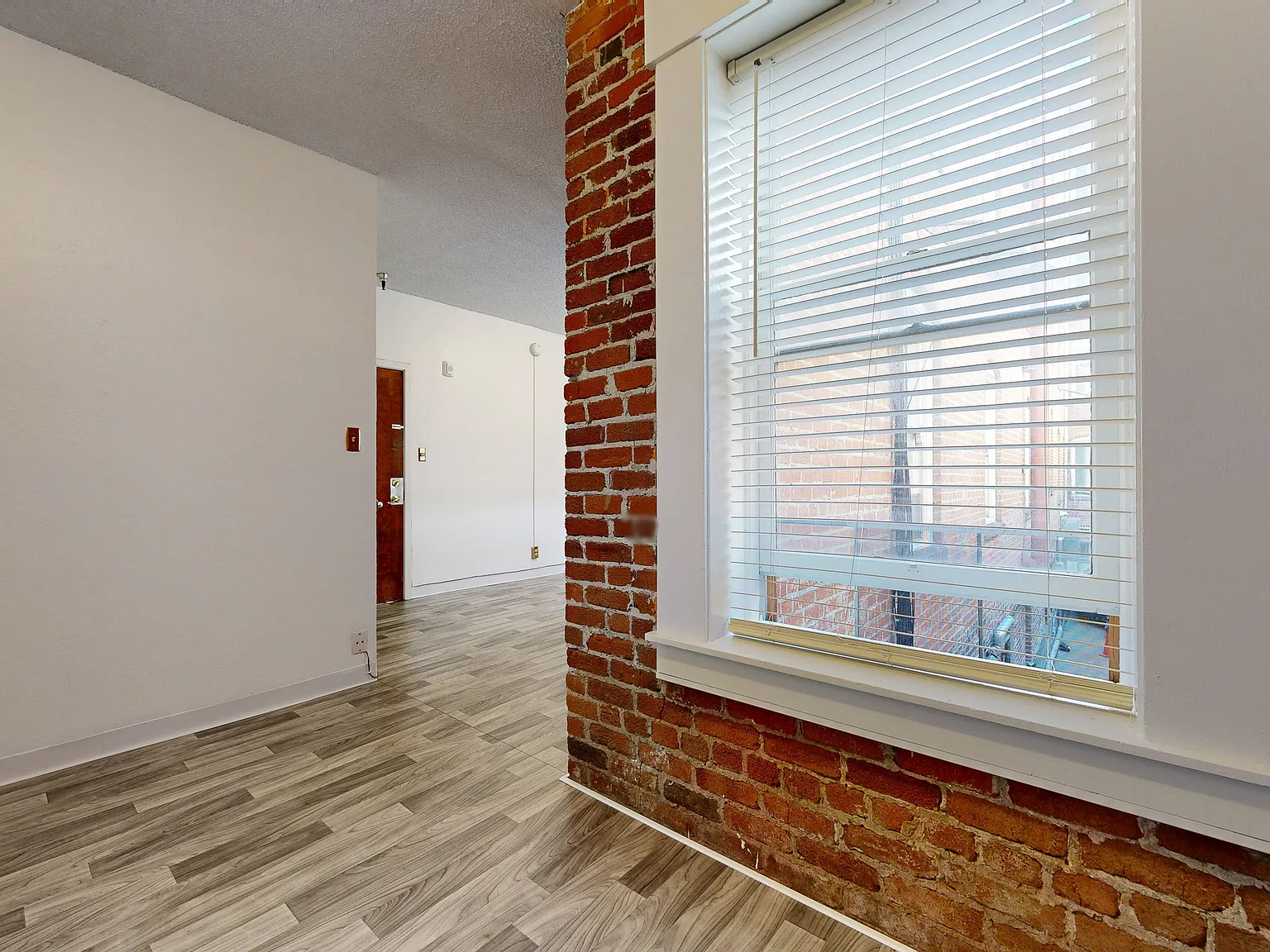 145 Fell St — Photo 3
