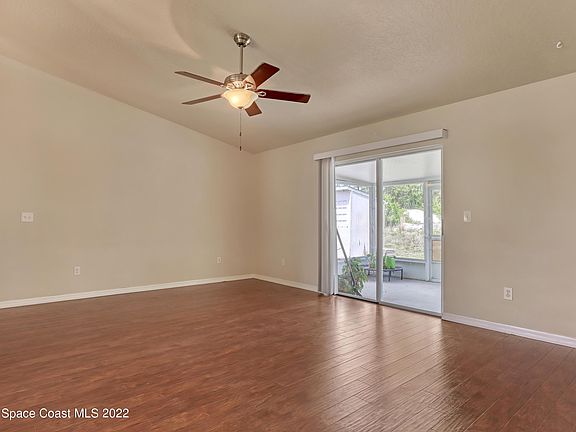 5th image of 5095 Volusia Ave