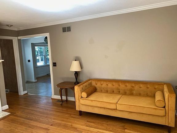 Living room. Furniture is available with the short term rental Nov. 6-December 16th.