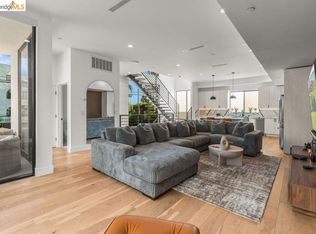 6503 N Contour Ln, North Hollywood, CA 91606