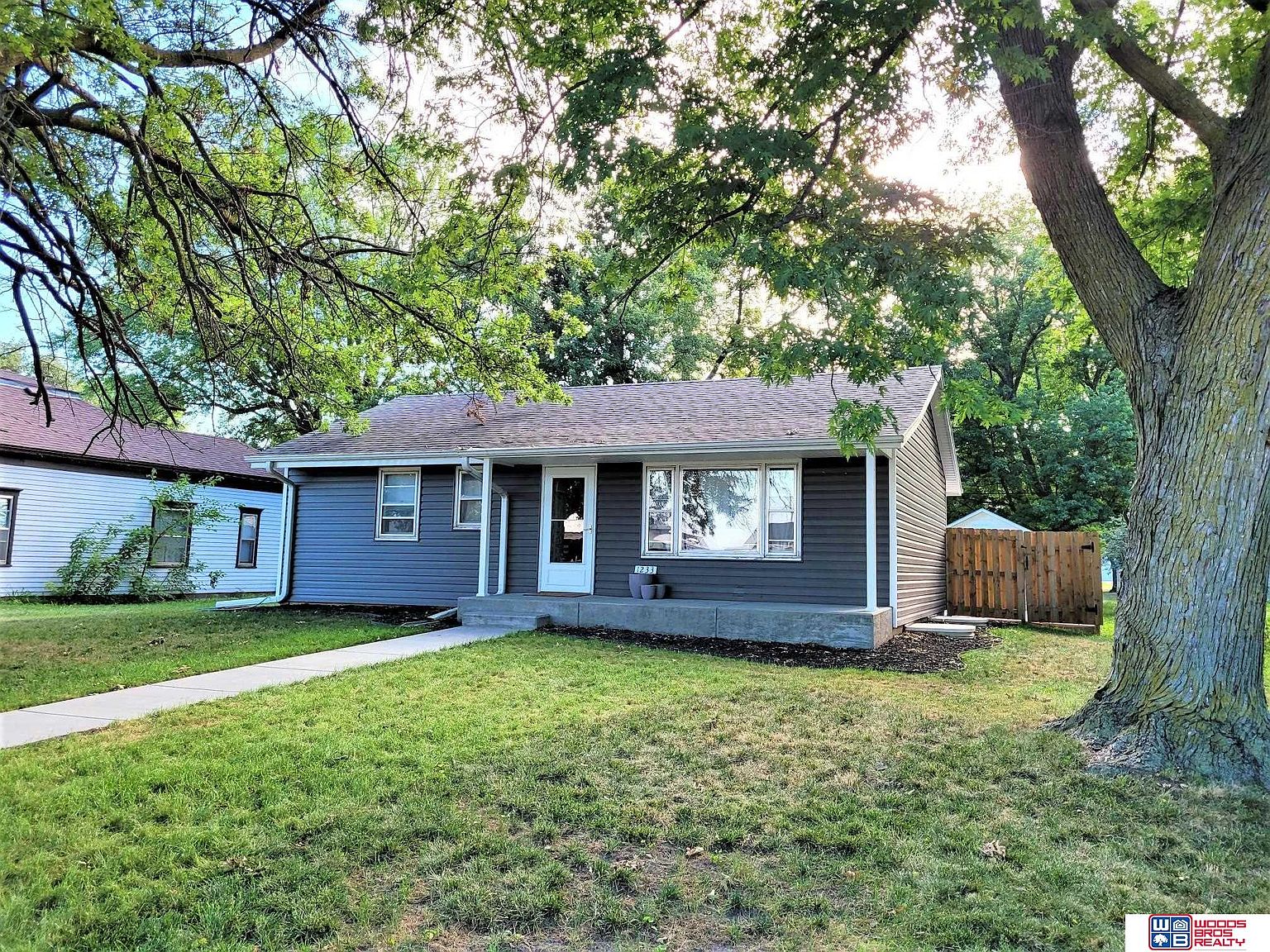 1233 Bessie St, Goehner, NE 68364 Zillow