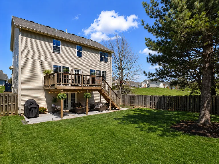 Quail Hollow Dr — Photo 2