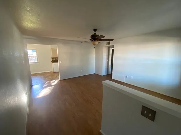 609 Oregon Trl, Canyon, TX 79015