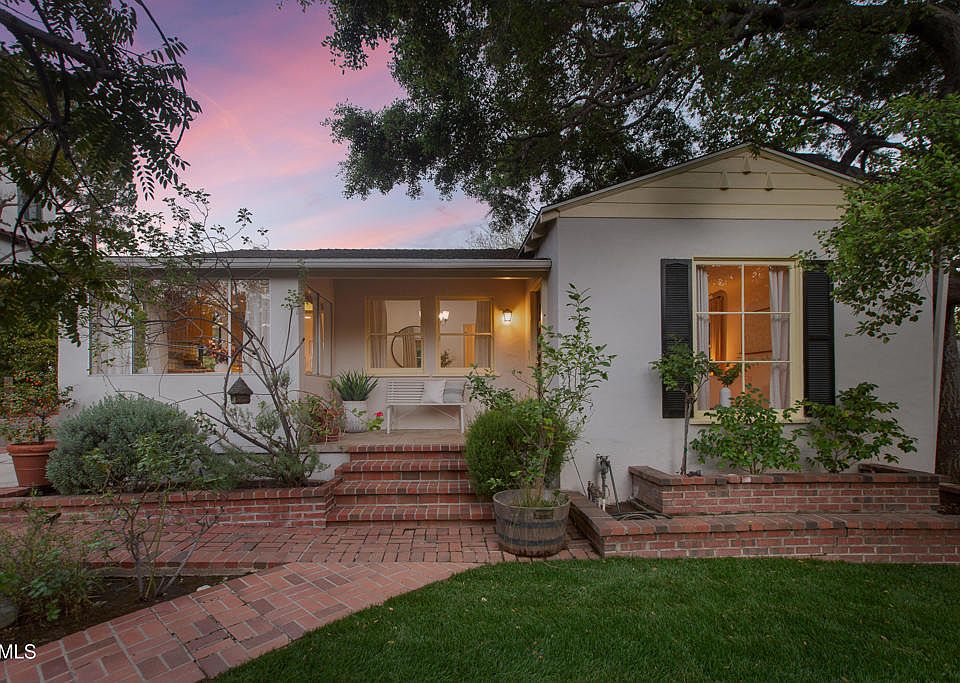 1st image of 524 Glen Holly Dr
