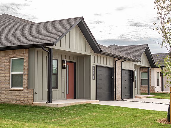 2nd image of 2904 Treight Creek Ln #2912