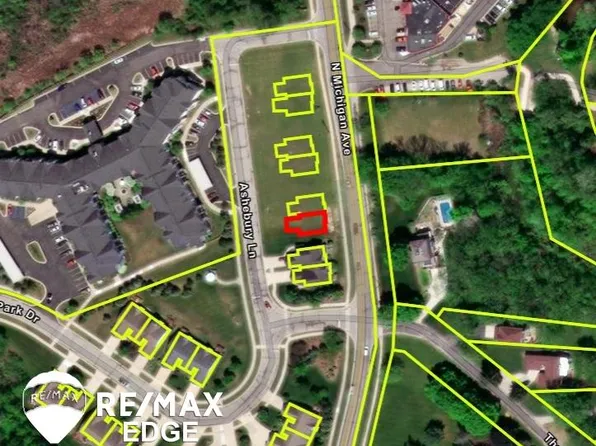 1317 Ashebury Ln, Howell, MI 48843