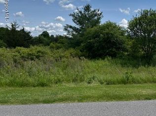68 Hillside Dr, Athens, NY 12015