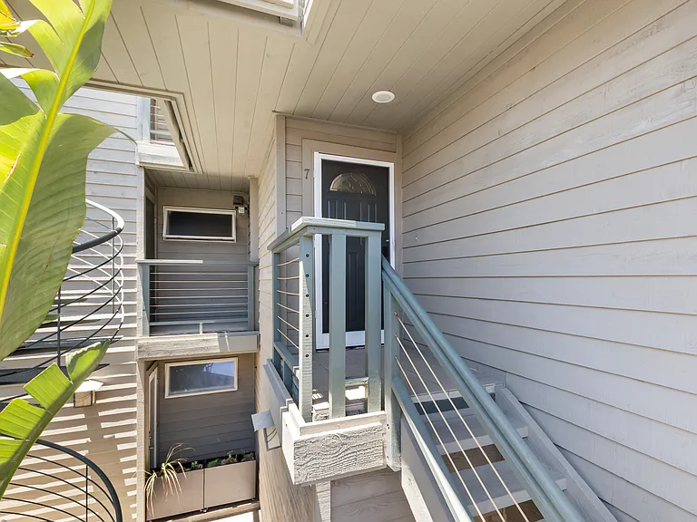 940 Sealane Dr #7 — Photo 22