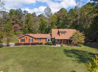 173 Hollingsworth Dr, Pickens, SC 29671