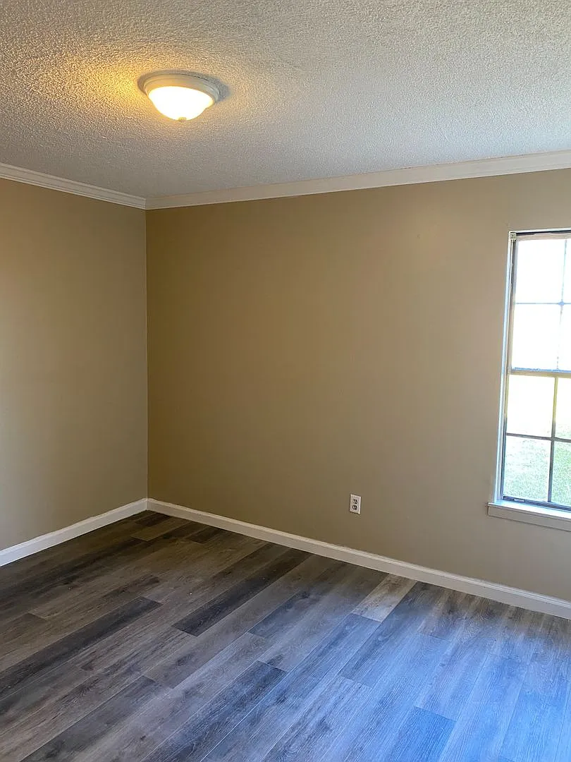 Nettleton Apartments — Photo 4