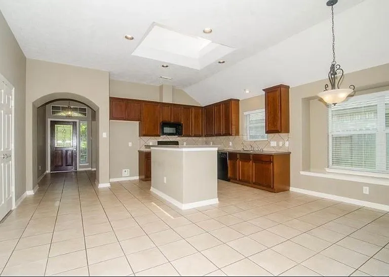 9019 Morningstar Dr — Photo 6