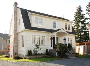 16106 Meadow Rd, Lynnwood, WA 98087