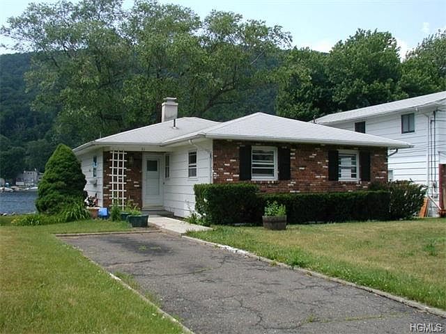 1st image of 31 Lakewood Rd