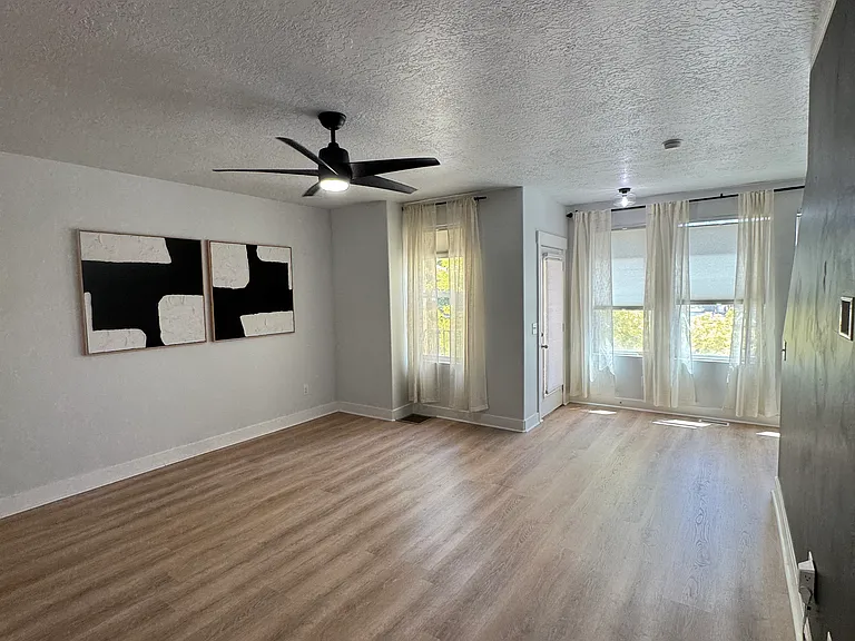 3717 S Gowan Ln — Photo 20
