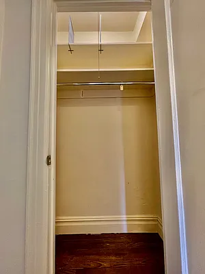 Rented by R New York | media 43